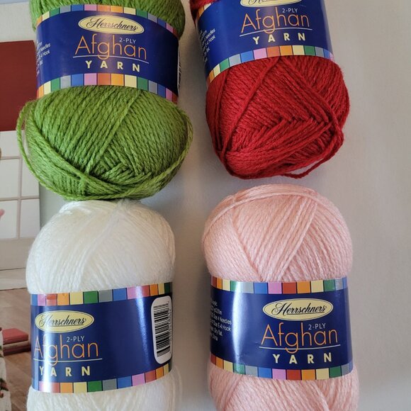 Herrschners Rose Ripple Afghan Crochet Kit - Picture 4 of 6